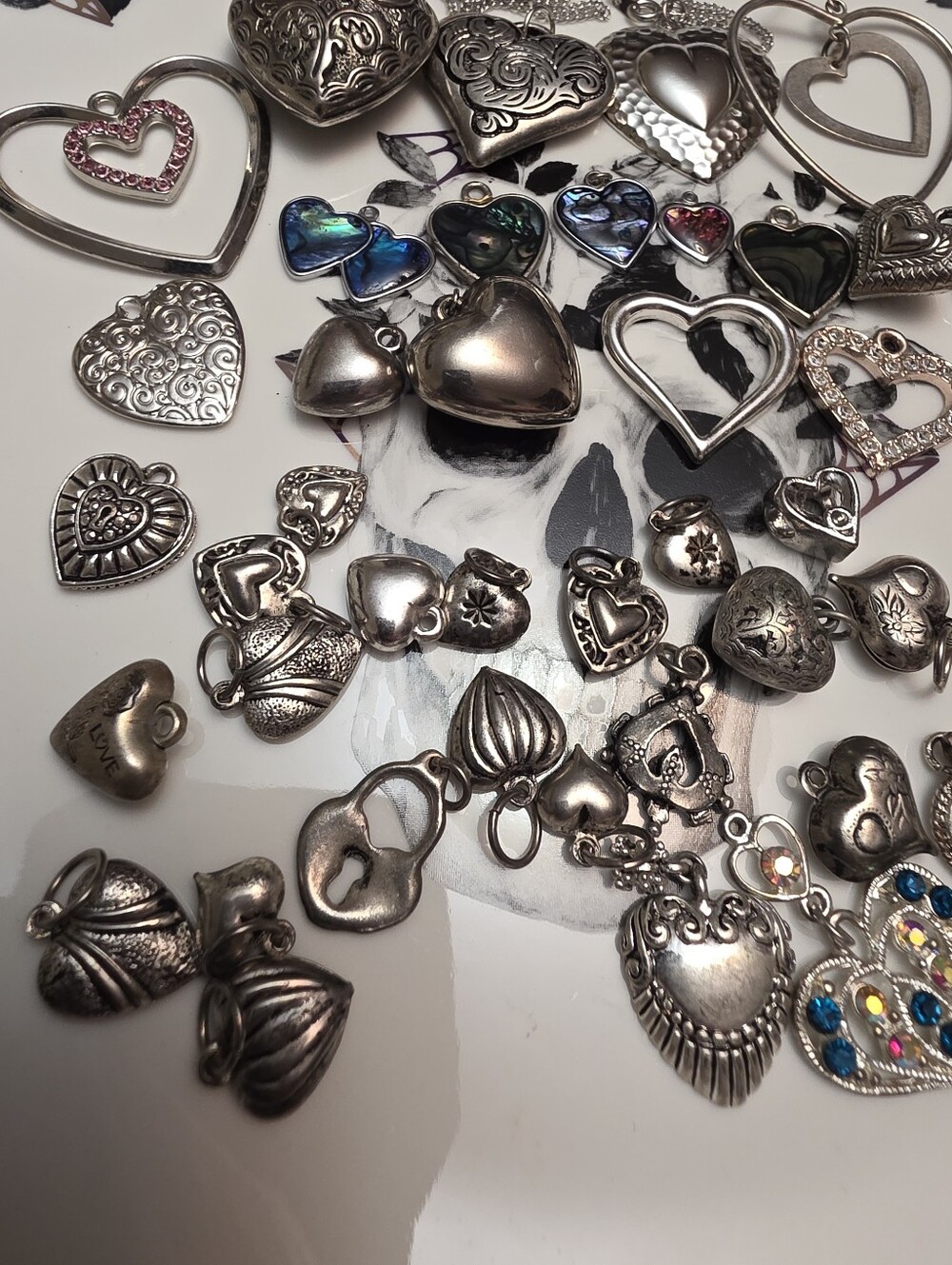 43 Vintage/costume Silver Toned Heart Charm Craft Lot Bundle Estate - Picture 9 of 13